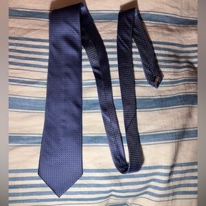 Dark blue tie with dots